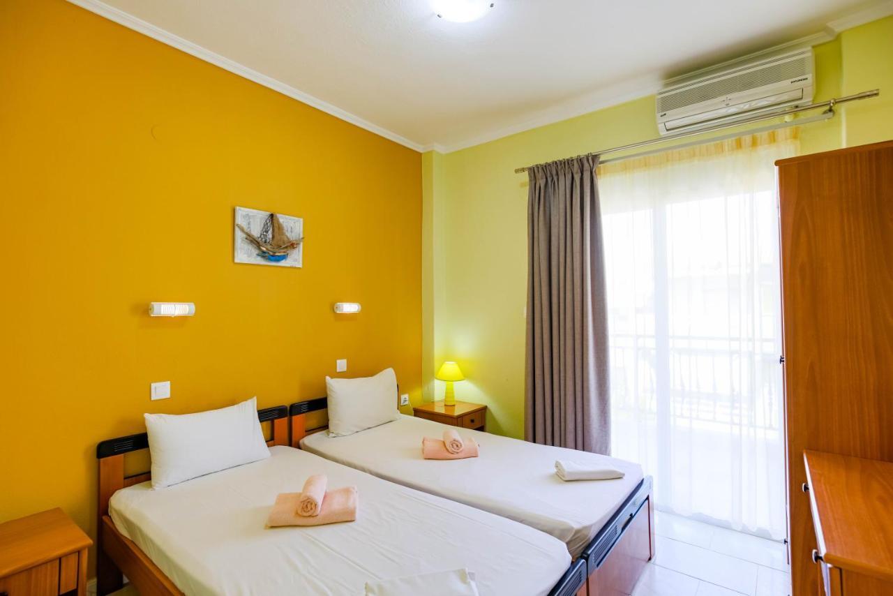Dionisos Apartments Paralia Dionisiou Exterior foto