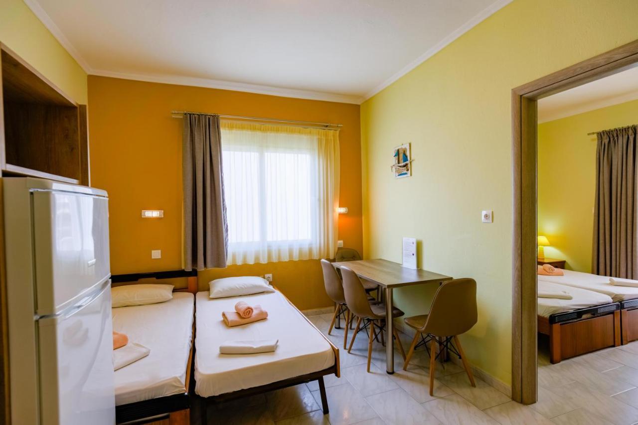 Dionisos Apartments Paralia Dionisiou Exterior foto