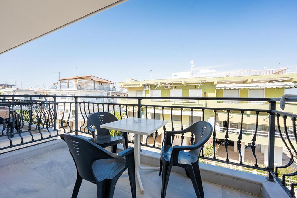 Dionisos Apartments Paralia Dionisiou Zimmer foto