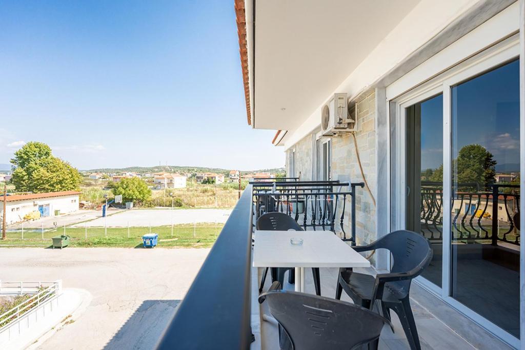 Dionisos Apartments Paralia Dionisiou Zimmer foto